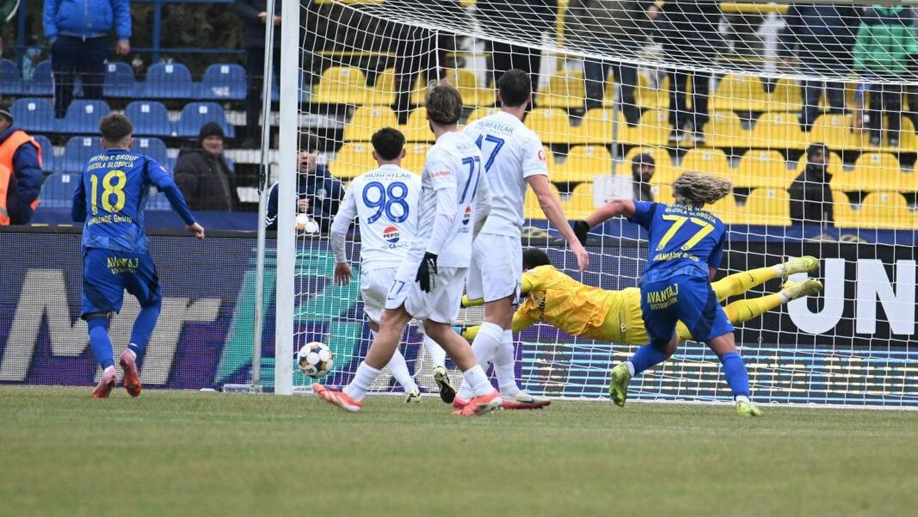 Fostul mijlocaș al Rapidului a schimbat echipa în Superliga!