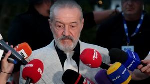 De ce nu mai dansează Gigi Becali la nunți: „O ia razna”