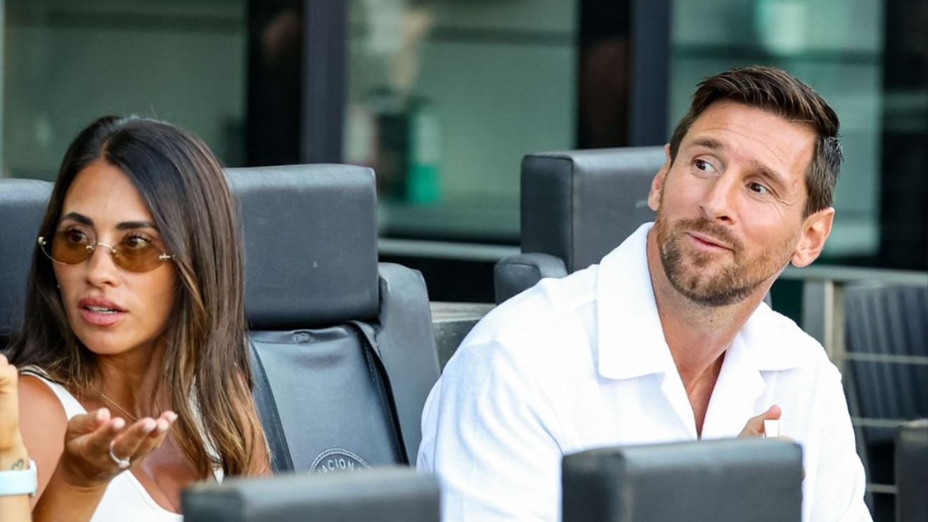 Cum a reacționat Leo Messi la concertul Coldplay când a apărut la Kiss Cam cu soția Antonela Roccuzzo. Imaginile s-au viralizat în toată lumea