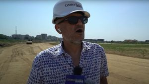 Adrian Mititelu a dat cărțile pe față legat de investițiile de milioane de euro în proiectul Cetatea Banilor din Balta Craioviței: „Mihai Rotaru m-a blocat 6 ani de zile”