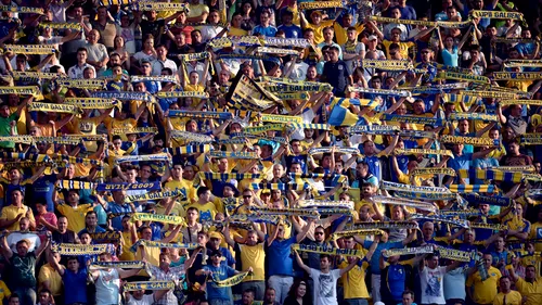 Nebunie înainte de Petrolul - Rapid! Tribunele, aproape de sold-out. Ploieștenii promit spectacol în tribune: „E meciul anului pentru noi!” Câte bilete se mai găsesc | EXCLUSIV