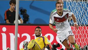 Jignit, umilit, învingător. Gotze și-a luat revanșa, marcând un gol cât un Mondial. Eroul Germaniei, descoperit de un român: "Eu l-am făcut fotbalist mare"