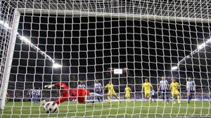 VIDEO** 'Bombă' în Primera: Ce șut-fulger a inventat Eliseu!