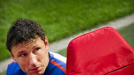Ibra se ia de Mark van Bommel:** "Faultează dur și trage de timp mereu"