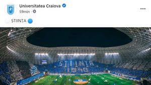 Război între Craiove! Ironia de pe rețelele sociale la adresa echipei patronate de Adrian Mititelu în timpul meciului cu Dinamo | FOTO