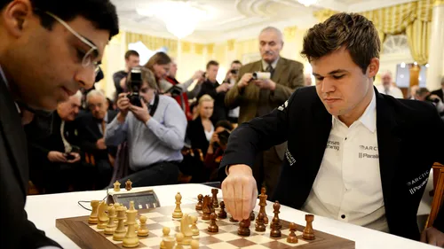 Ce se întâmplă în meciul anului din șah: Carlsen vs Kariakin  