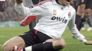 Adebayor va sta pe tușă trei săptămâni