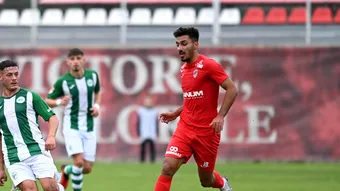 Considerat un mare talent al fotbalului românesc în urmă cu câțiva ani, Gabriel Plumbuitu a reziliat cu CS Tunari și a semnat în Liga 3