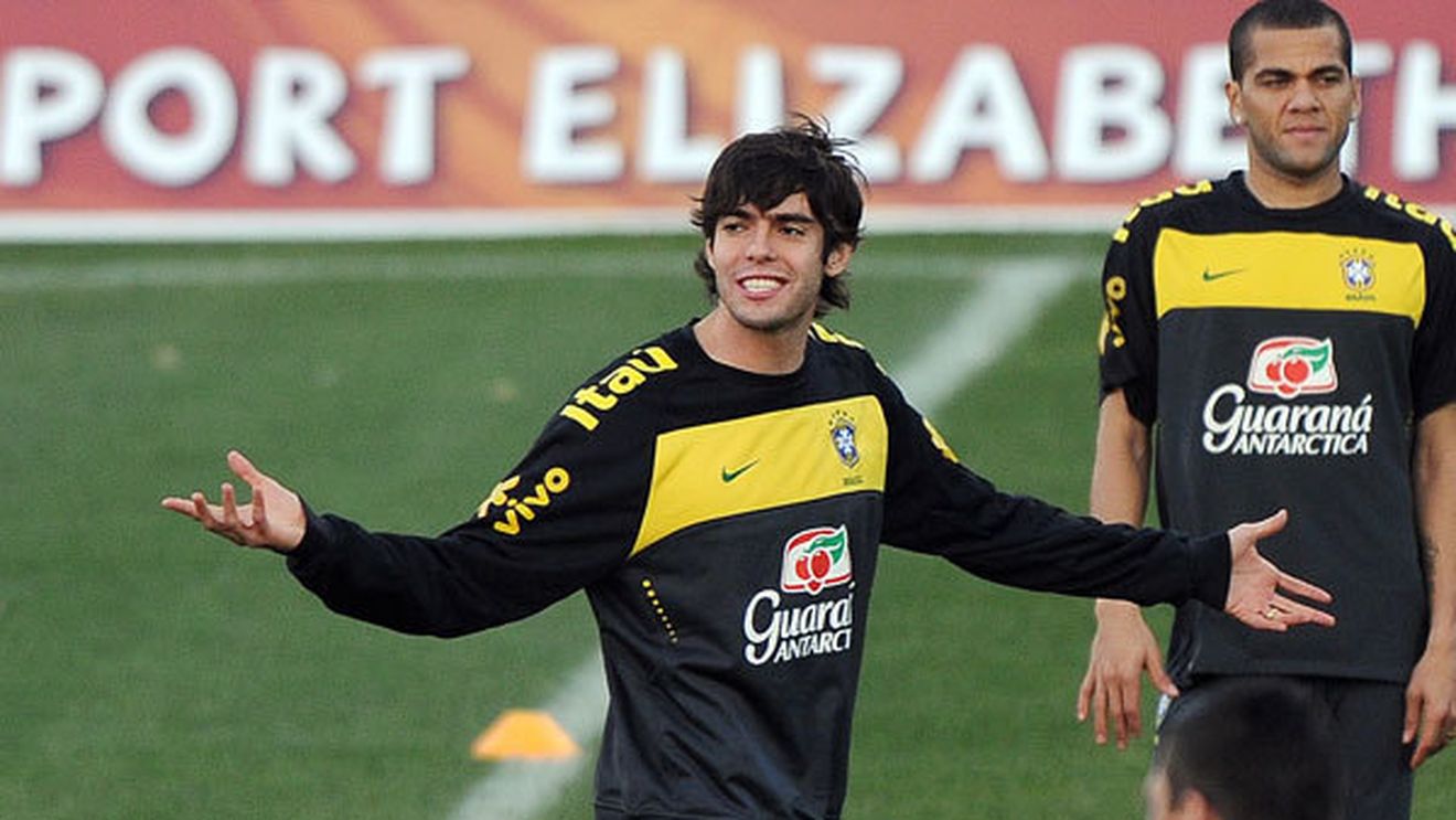 SENZAȚIE** Doi jucători din Liga I figurau, în 2001, în TOP 100 cei mai promițători tineri! Erau clasați mai bine decât Kaka sau Berbatov!