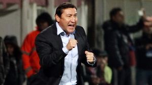 Emil Grădinescu și Viorel Moldovan vor comenta Grecia - România! Ce spune antrenorul rapidist despre debutul la microfon 