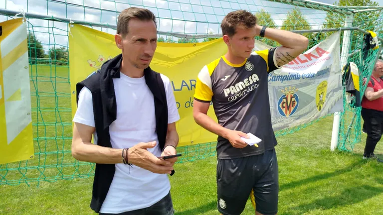 Un puști din Târgoviște și altul din Brașov vor merge la un turneu organizat de Villarreal. De ce stă deoparte Stelian Stancu de antrenorat: ”Nu s-au schimbat multe lucruri”