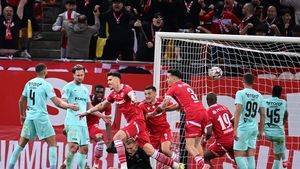 Premianții „câinilor” și dezamăgirile lui Dan Petrescu după Dinamo - CFR Cluj 1-1, remiza care lasă ardelenii la 7 puncte de visul titlului în Superliga