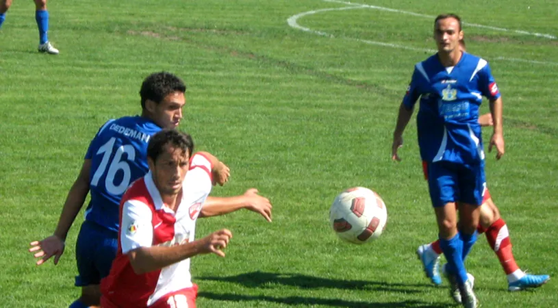 Dinamo, lideri** și cu prima și cu a doua echipă