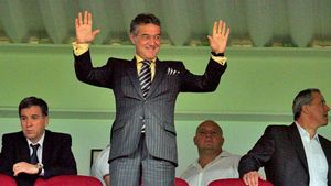 Planul SECRET al lui Becali pentru TITLU!** "A spus că nu se mai poate așa, că el e ultimul fraier" UITE ce vrea să facă din nou