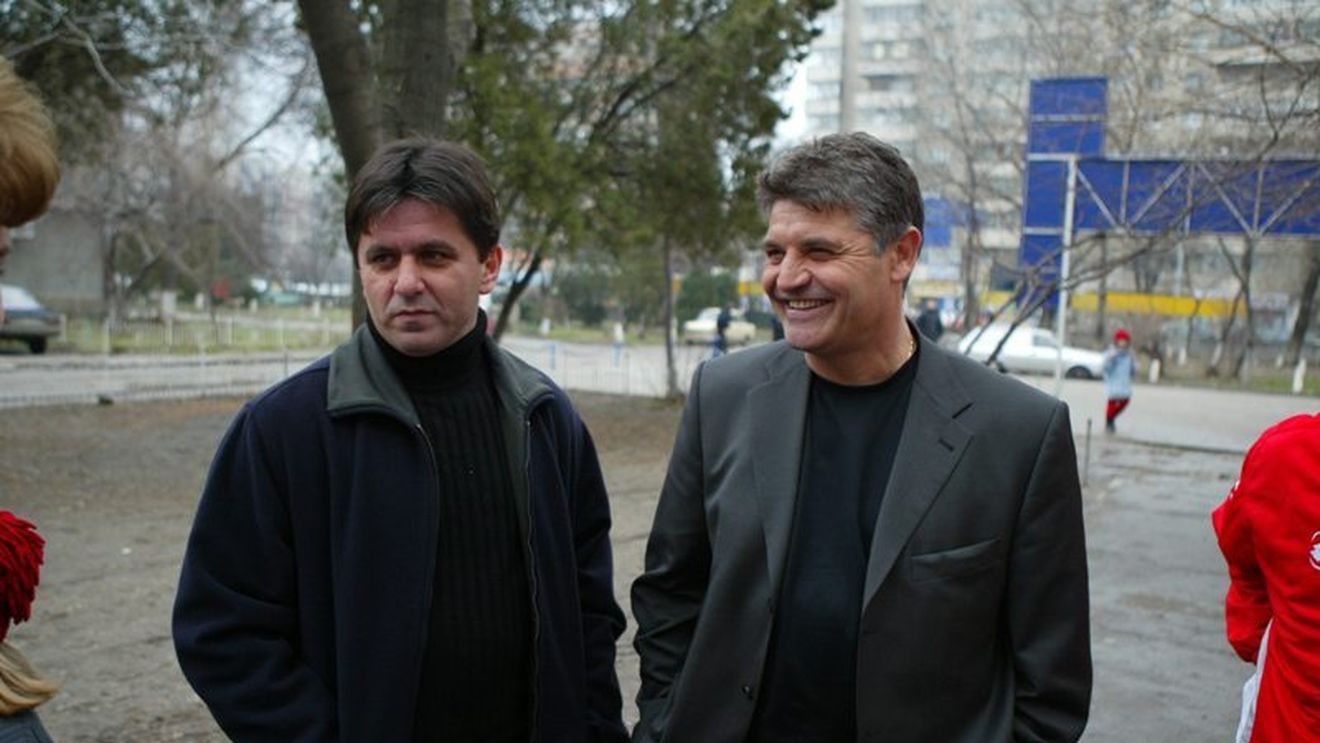 Andone: "Îți pregătesc surprize!"** Lăcătuș: "Ho, măi, Andreea Marin!":)