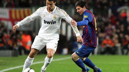 Messi și Ronaldo, EGALII unui star încă CRUD!** O legendă catalană recunoaște: "E la nivelul lor deja" Granzii au început cel mai tare RĂ‚ZBOI