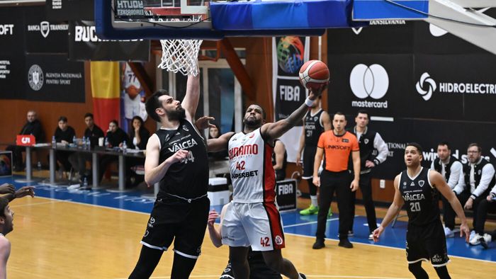 Cel mai încins final de sezon regular din istoria Ligii Naţionale de Baschet Masculin: 6 echipe luptă în ultima etapă pentru 4 locuri de play-off!
