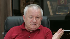 Reacția lui Adrian Porumboiu după ce România a mai cerut un penalty cu Islanda: „Facem pe patrioții!” | EXCLUSIV