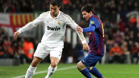 Xavi, Ozil, Van Persie, luați loc! Toată lumea e la picioarele lui:** "Ar trebui să câștige Balonul de Aur!" Cine e jucătorul care îi poate detrona pe Messi și Ronaldo