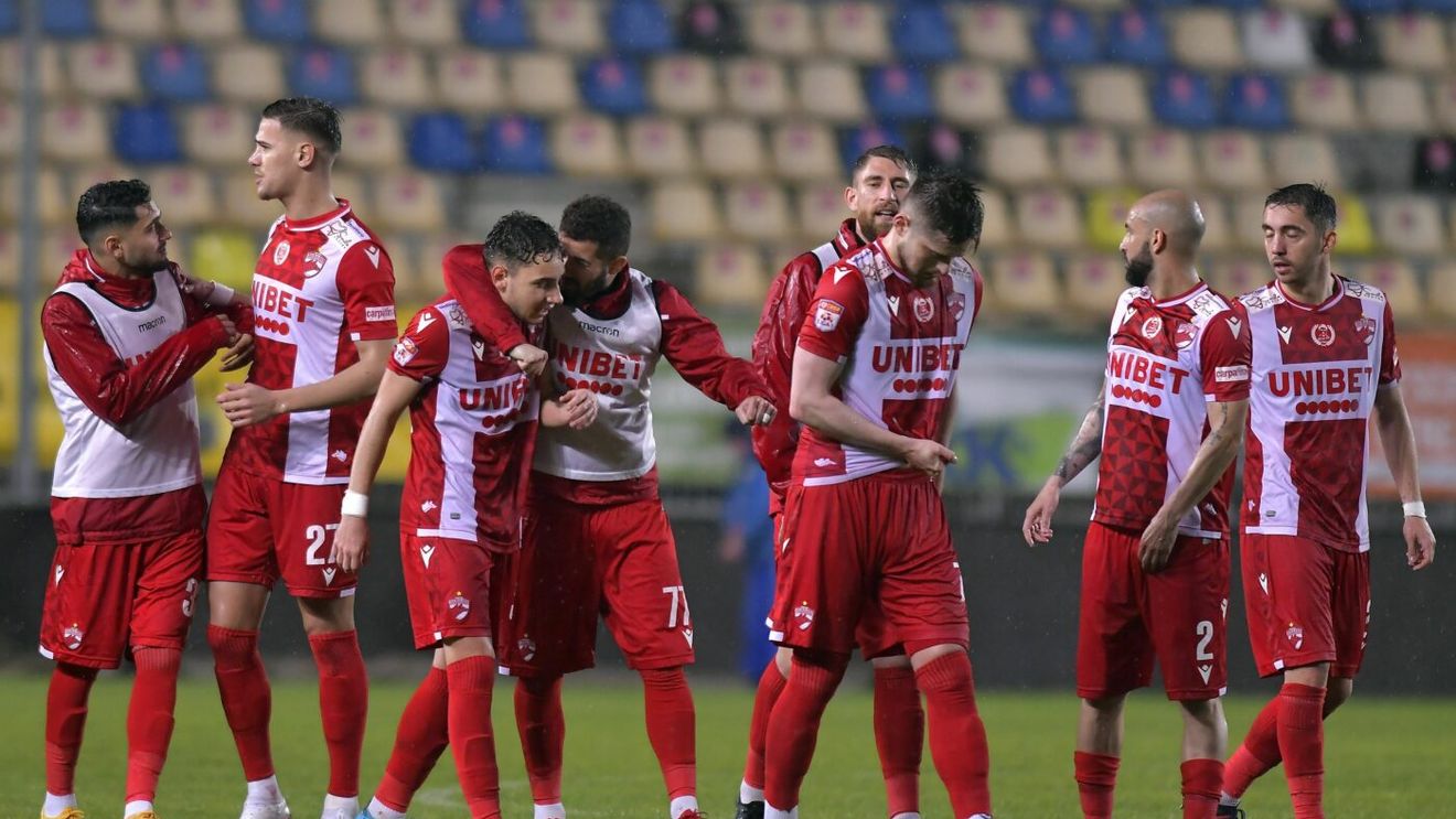 Rapid vrea să se bată la titlu, dar transferă de la rivala Dinamo, retrogradată în Liga 2! Pe cine a pus ochii echipa lui Dan Șucu