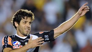 Juninho Pernambucano s-a retras din activitate de ziua sa