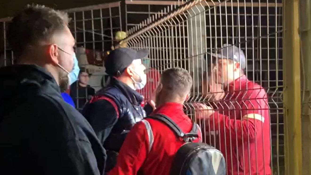 Cristi Săpunaru, în „război” cu fanii lui Dinamo: „Ai înjurat!” Gabi Torje a despărțit taberele | VIDEO