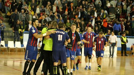 Steaua București sau Potaissa Turda? Clasamentul Ligii Naționale s-a "rupt" după Minaur Baia Mare - CSM București