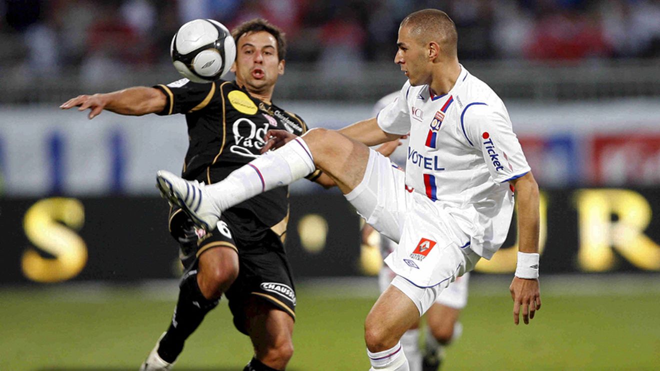 Benzema amenință: "Sper să revin cu Steaua și să marchez"