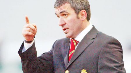 EMOȚIONANT Un star al turcilor a sărutat mâna "Regelui"!** "E o legendă pentru mine! Am învățat mult de la el"