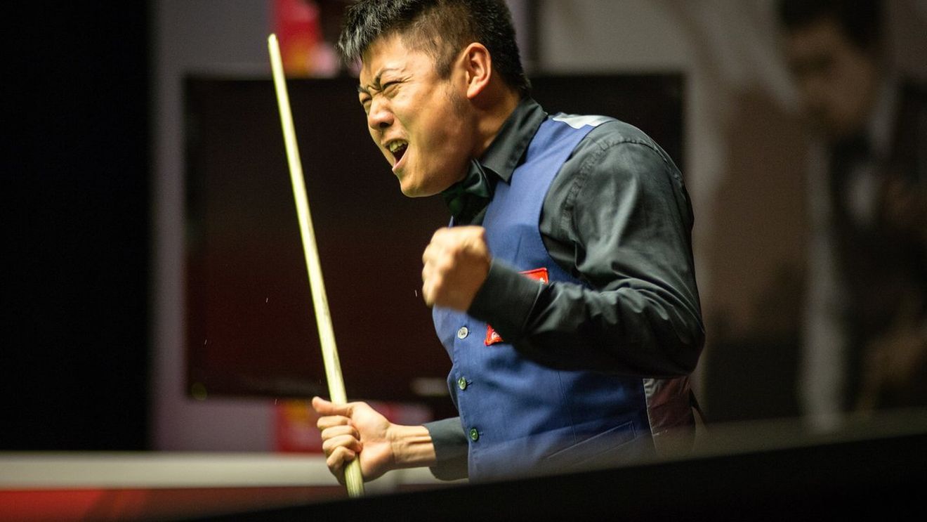 SNOOKER | Liang Wenbo, agonie și extaz în calificările pentru Campionatul Mondial: a reușit break-ul maxim, apoi a ratat bila neagră la 140. Ar fi fost primul jucător din istorie care reușește două break-uri de '147' într-un meci