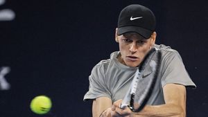 Jannik Sinner nu s-a mai abținut și a vorbit despre cazul său de dopaj, în comparație cu al altor sportivi, printre care și Simona Halep. „La mine atât s-a găsit în corp. Nu e vina mea că la ei nu a funcționat protocolul la fel”