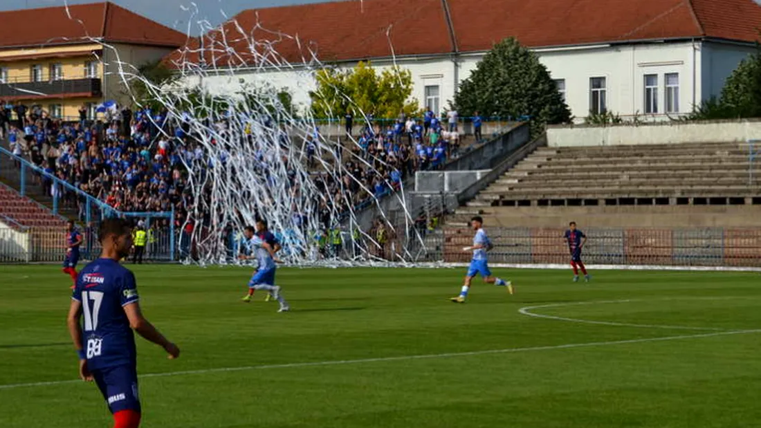 C-așa-i în fotbal! Florin Maxim și Florin Fărcaş, discursuri diferite după CA Oradea – CS Hunedoara. Antrenorii privesc returul semifinalei barajului pentru Liga 2 din unghiuri diferite, dar cu încredere