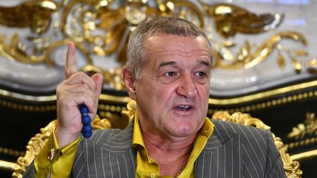 Gigi Becali a dat cu pumnul la întâlnirea cu fotbaliștii FCSB: „A bubuit clădirea!”