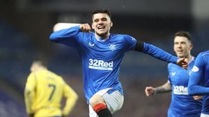 Ianis Hagi, decisiv la un an de la „Ibrox baby”! Rangers merge în optimile Europa League după un fabulos 9-5 la general cu Antwerp