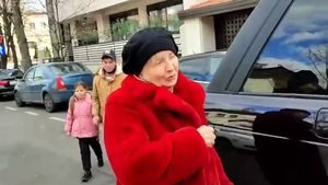 Primele imagini cu Neli, soția lui Mircea Lucescu, după ce antrenorul român a fost prins de bombardamentul lui Vladimir Putin la Kiev: „Țin legătura cu el” | VIDEO