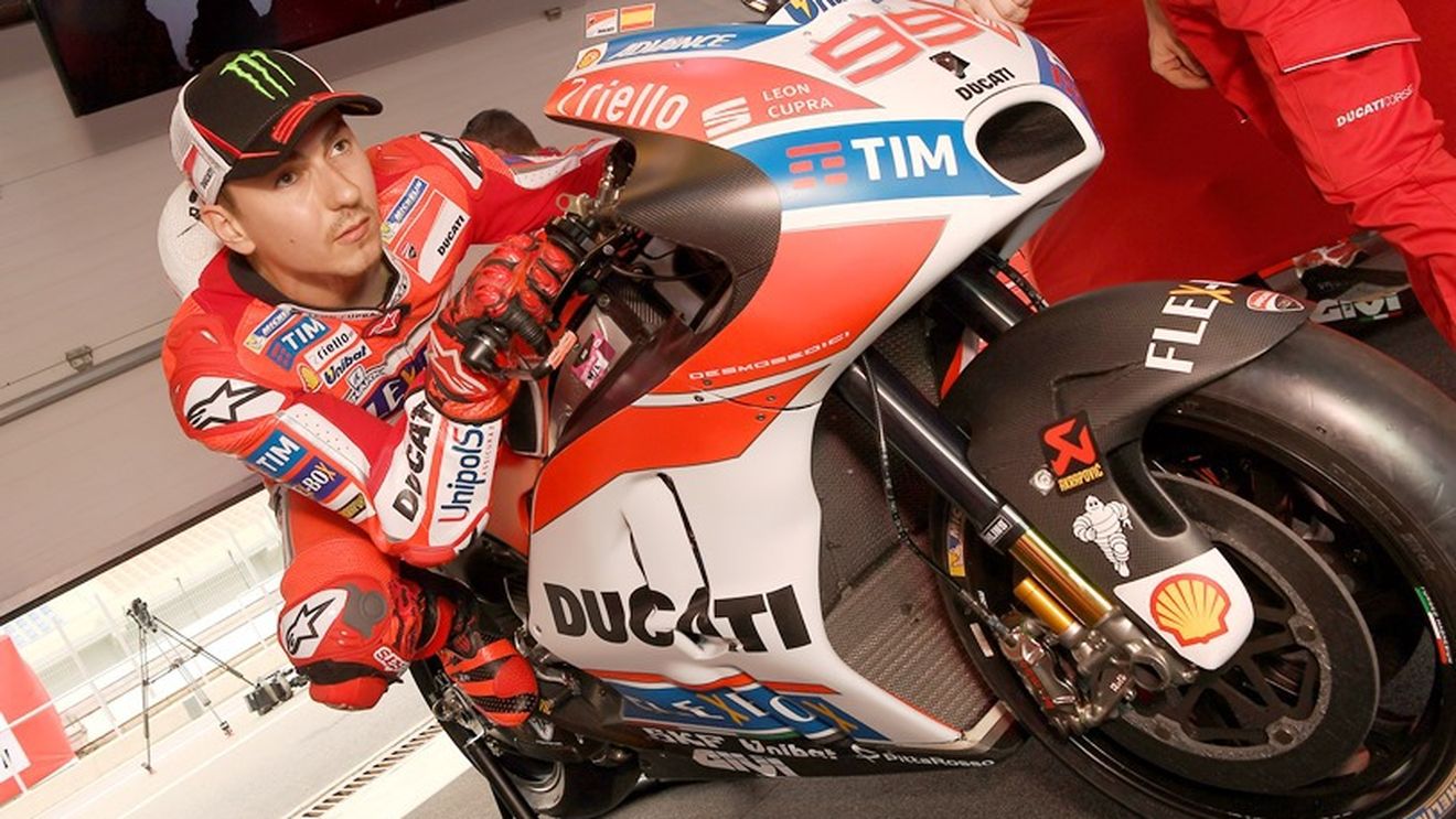 Primul șoc din 2017 la MotoGP: Jorge Lorenzo nu are timp de top 10 pentru calificări. Vinales e cel mai rapid, Rossi pe 10

