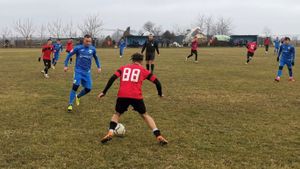 Petrolul n-a stat la ”discuții” în ultimul amical înainte de jocul cu Poli Iași din Cupa României. ”Satelitul” Astrei, un bun ”sparring partner” pentru băieții lui Viorel Moldovan