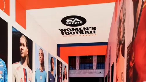 Ascensiunea fotbalului feminin, o realitate ce nu poate fi ignorată! Londra, o demonstrație că lumea evoluează cu o altă viteză decât România! | REPORTAJ
