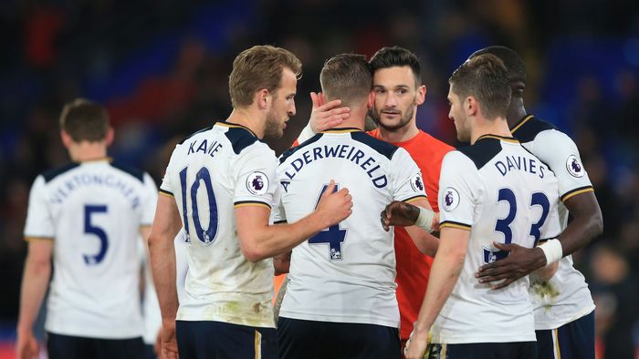 Înfrângerea care îl îngenunchează pe Wenger! Tottenham o "execută" pe Arsenal în 3 minute și păstrează viu visul câștigării titlului! Tunarii riscă să rateze Liga Campionilor pentru prima dată după 20 de ani!
