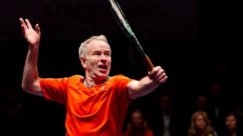 McEnroe: „Halep a încercat să păstreze nivelul ridicat, dar e greu să faci asta cu atâtea greșeli.” Davenport: „Se pare că Simona a rămas fără energie emoțională”