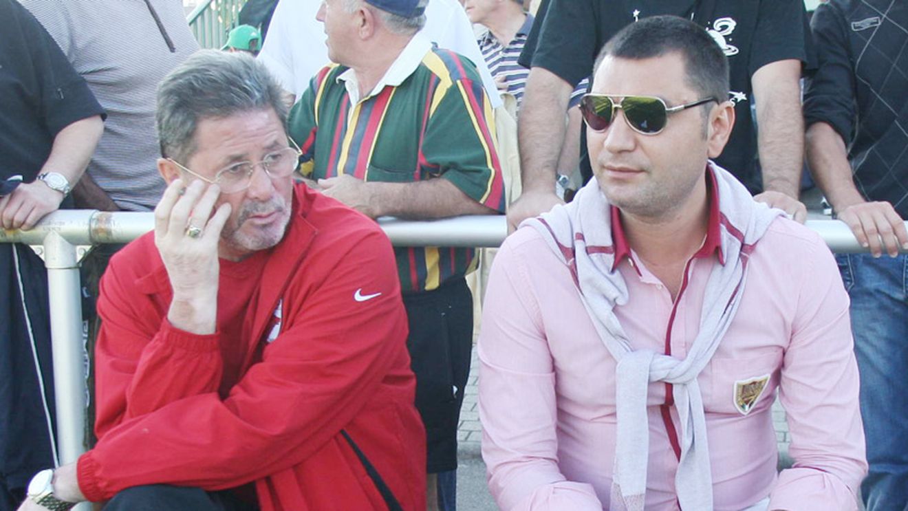 "Rednic poate alinia două echipe"