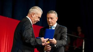 OFICIAL: Iordănescu revine lângă națională! "Nu îi puteam fi adversar lui Gică Popescu! I-am promis!" Ce va face fostul selecționer la FRF