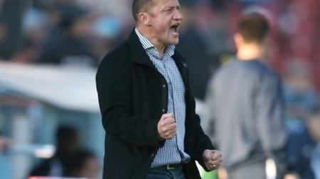 Dorinel nu vede cu ochi buni fotbaliștii fără jocuri în picioare:** "Cei care se antrenează prin parcuri nu pot juca la națională"