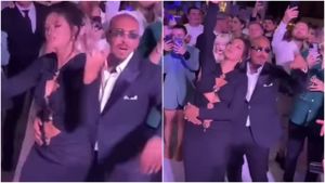 Antonia, apariție lascivă la nunta lui Cristi Manea. A dansat senzual pe maneaua preferată a lui Florinel Coman, iar internetul nu a iertat-o | GALERIE FOTO