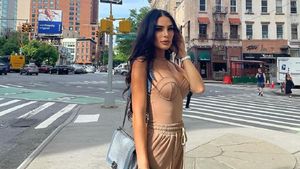 Fiica lui Ion Țiriac, apariție de neuitat într-o vacanță de lux! Ioana Țiriac este comparată pentru frumusețea ei cu Megan Fox și și-a etalat formele într-un safari | GALERIE FOTO