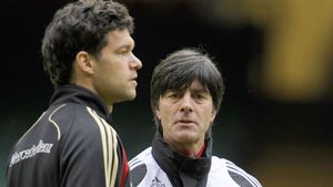În bețe cu selecționerul Low!** De ce refuză Ballack să se retragă în amicalul cu Brazilia