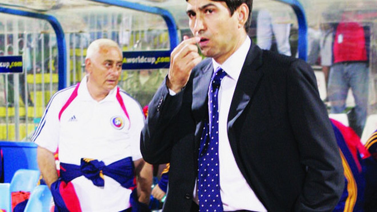 Ce pregătește Pițurcă?** "Vor fi surprize mari la transferurile Stelei"