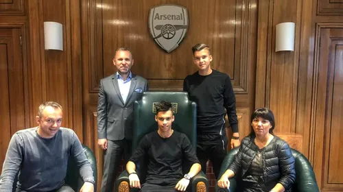 Anunț OFICIAL! Arsenal a cumpărat unul dintre tinerii promițători din România! FOTO | Fotbalistul a semnat și va purta numărul 10