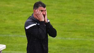 Adrian Mihalcea nu crede că antrenorii de la Dinamo au tras clubul în jos: „Nu toți suntem proști. Vina e la ei” | EXCLUSIV ProSport Live