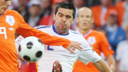 Contra: "Totul s-a rupt la golul lui Huntelaar"